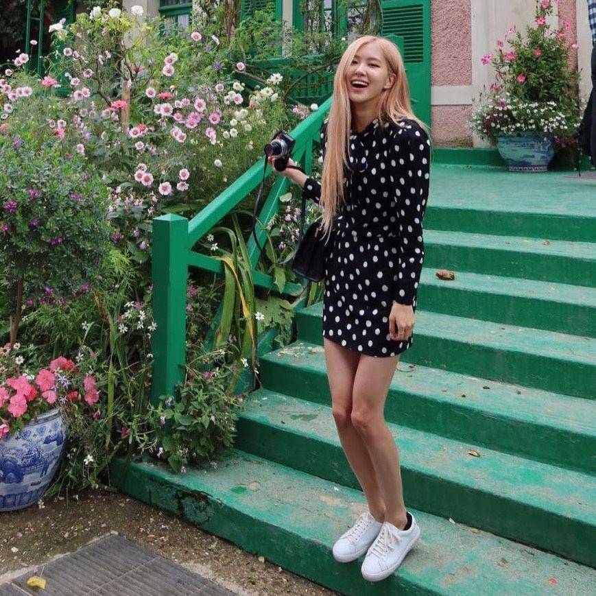 Instagram.com/roses_are_rosie
