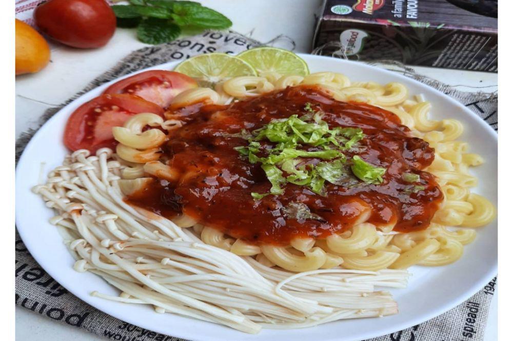 Resep Makaroni Bolognese Enoki, yang Gak Doyan Pedas Juga Bisa Makan!
