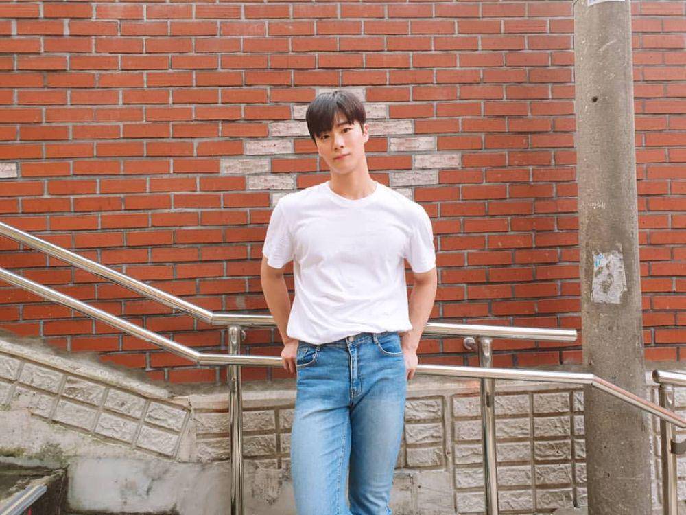 instagram.com/moon_ko_ng