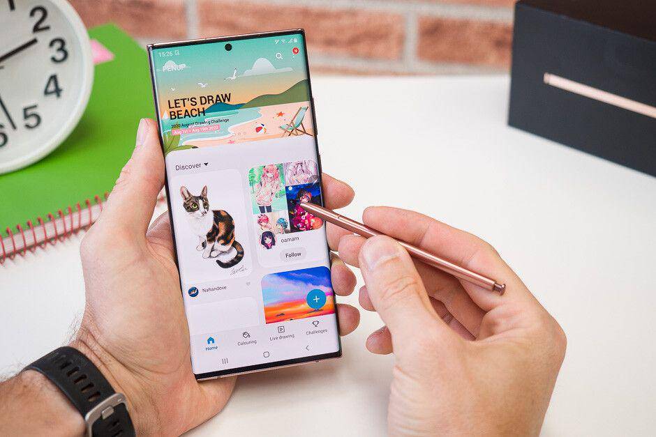 phonearena.com