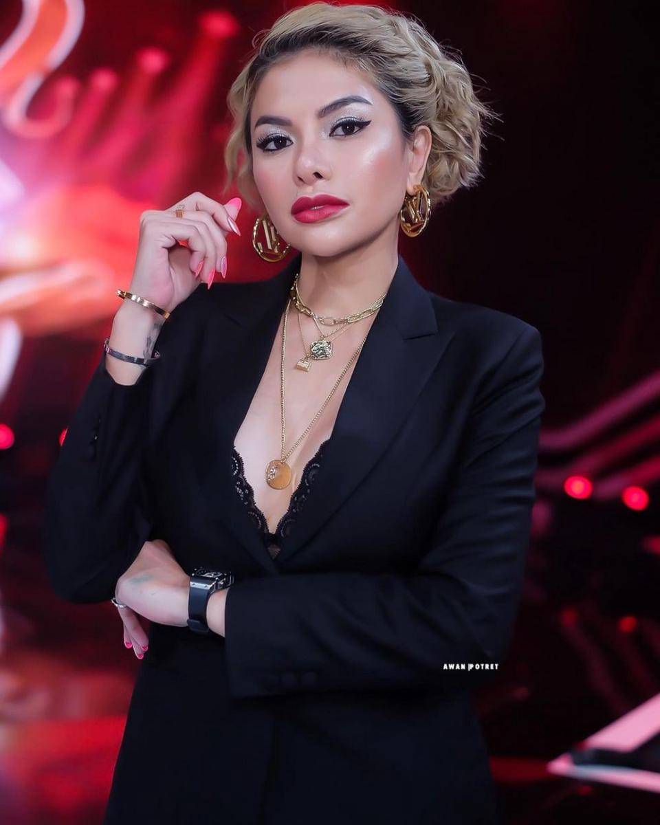 instagram.com/nikitamirzanimawardi_172