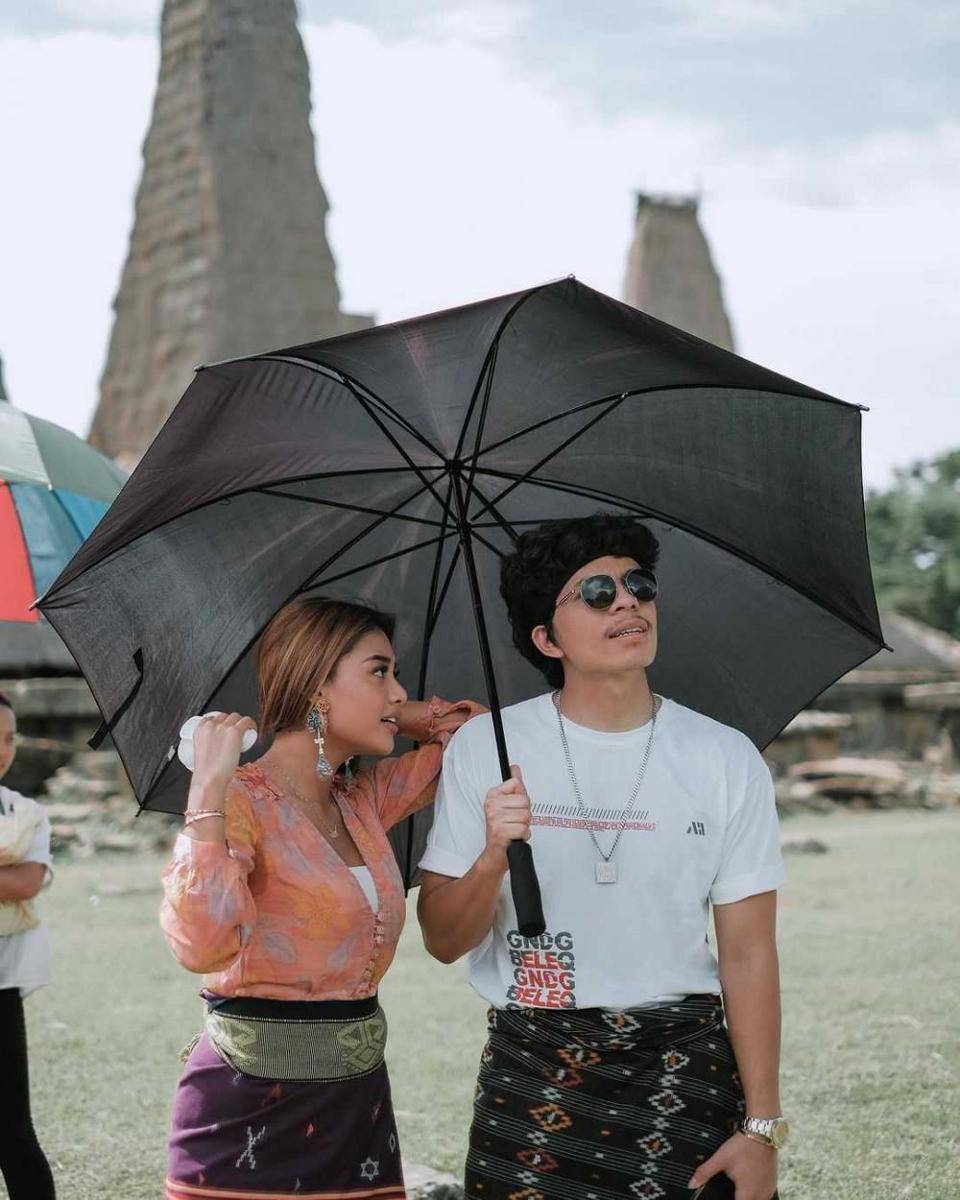 instagram.com/aurelie.hermansyah