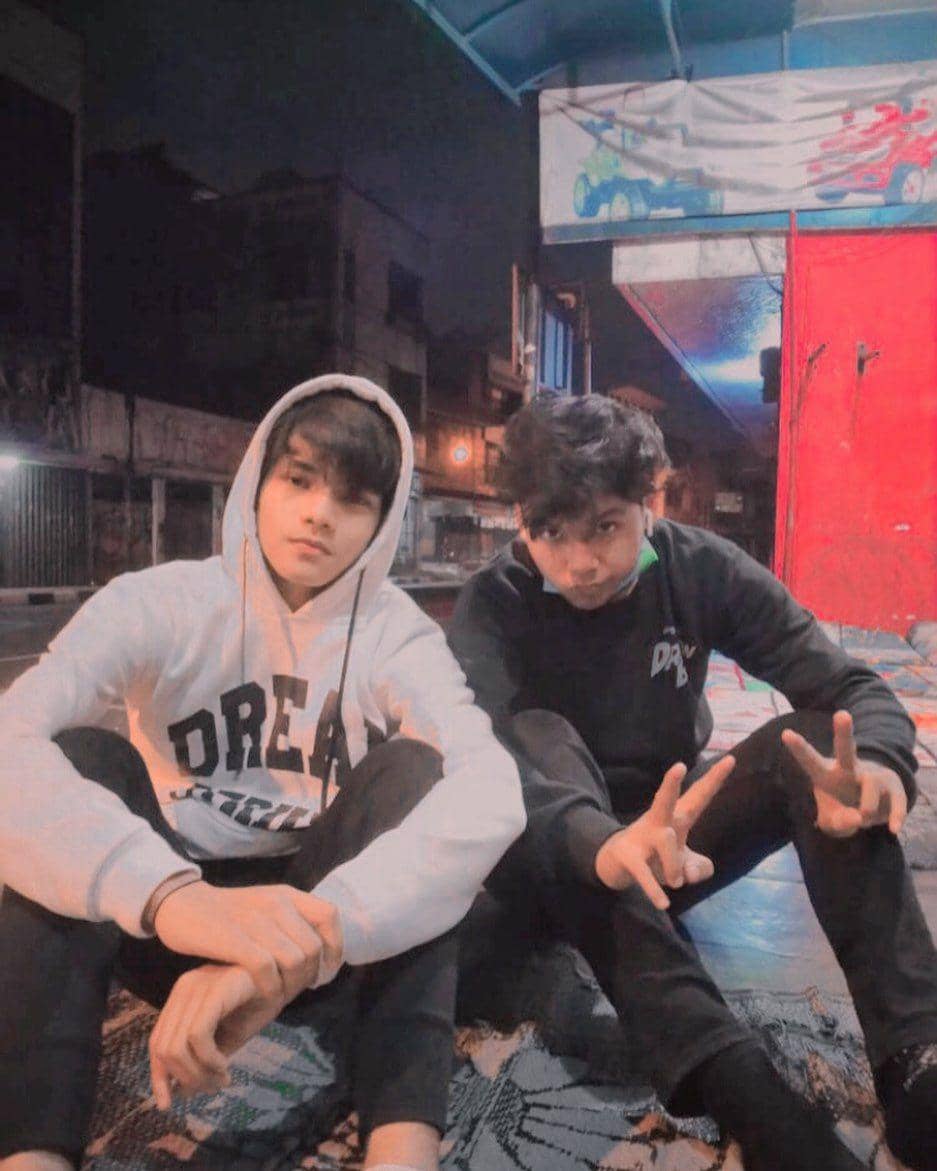 Instagram.com/rasurajaya
