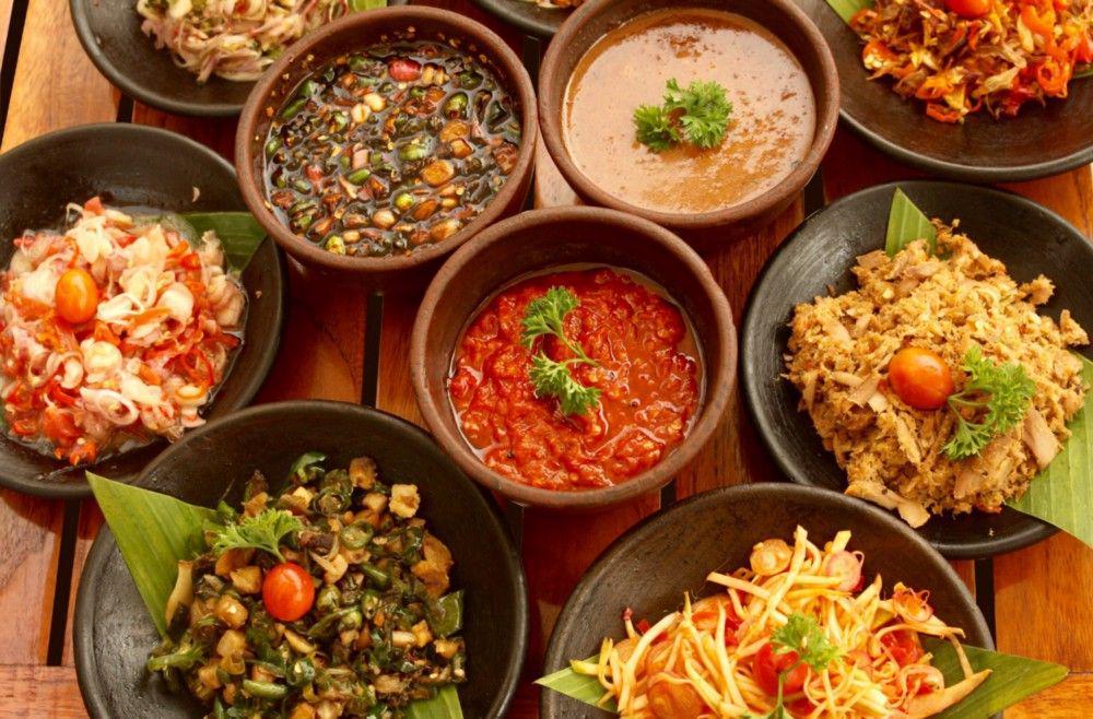8 Resep Sambal Khas dari Berbagai Daerah, Pedasnya Nendang di Lidah
