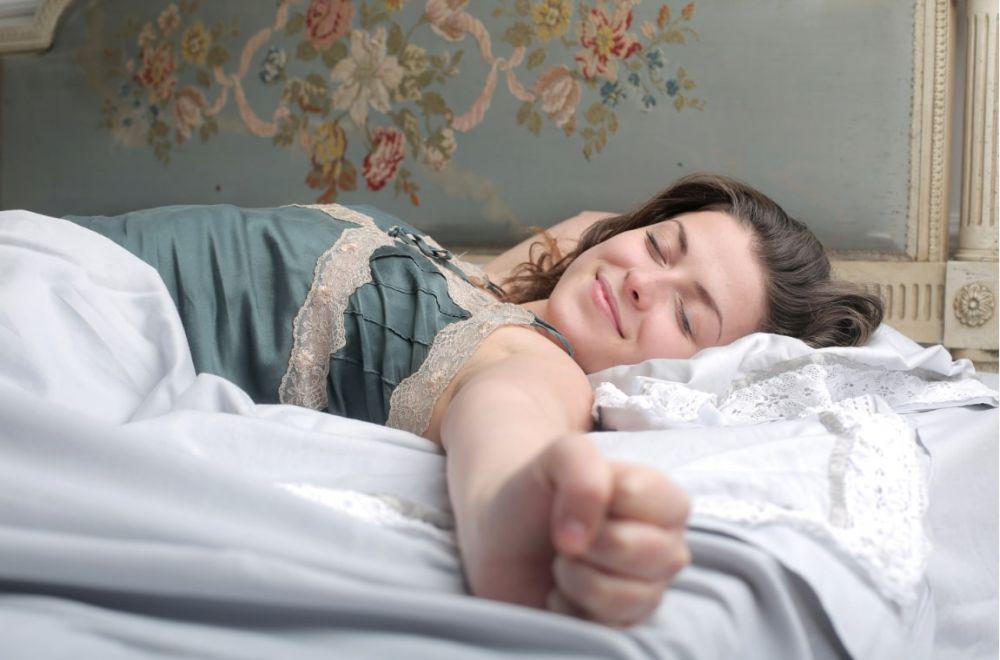 7 Tips Desain Kamar dari Ahli untuk Tidur Lebih Nyenyak, Lelap!