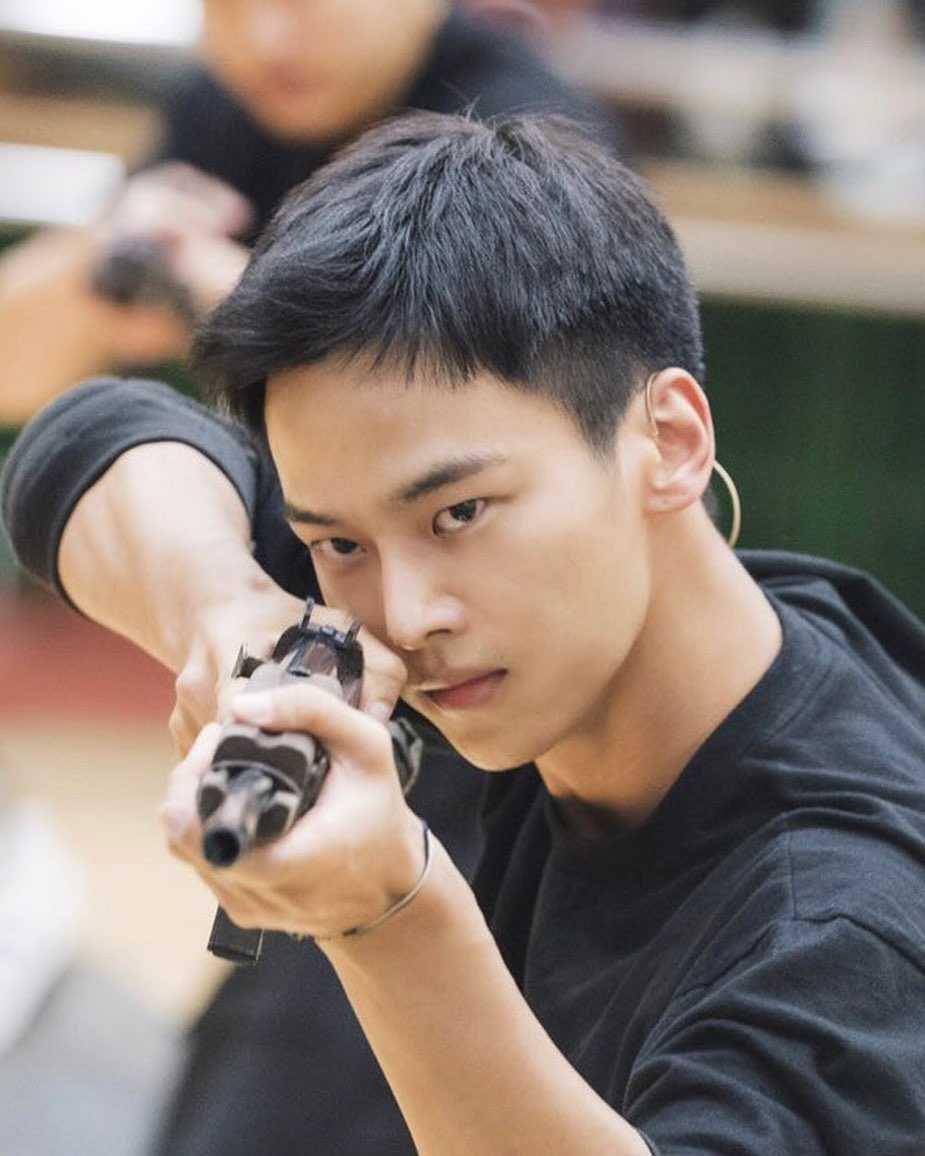 Instagram.com/achahakyeon