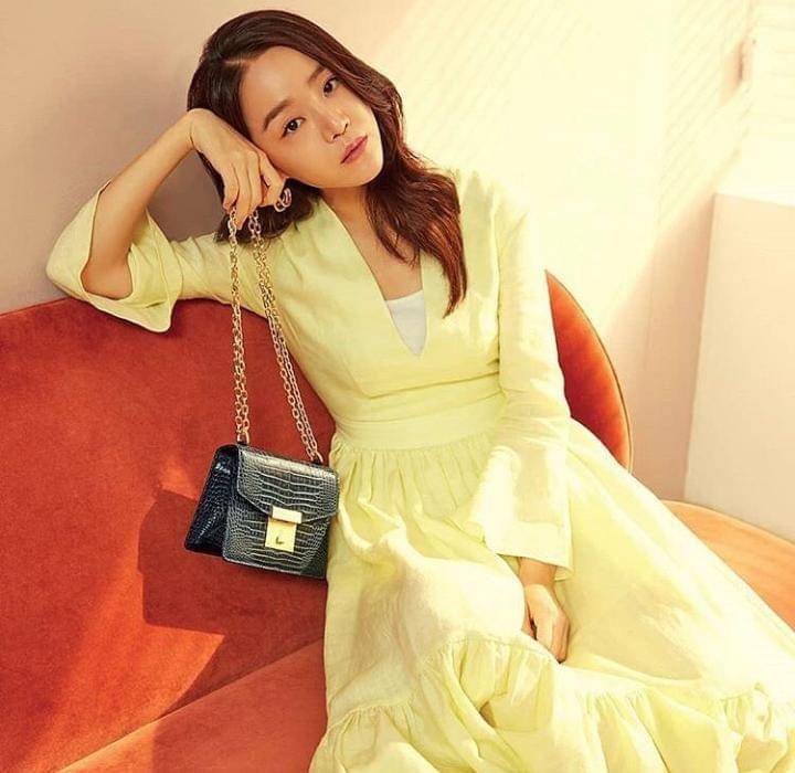 instagram.com/s.hyesuniii