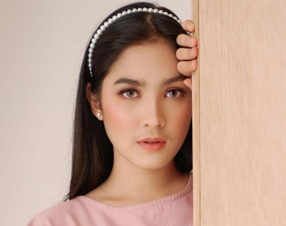 9 Potret Cut Syifa Dengan Kumis Tipisnya, Pesona Uniknya Bikin Gemas!