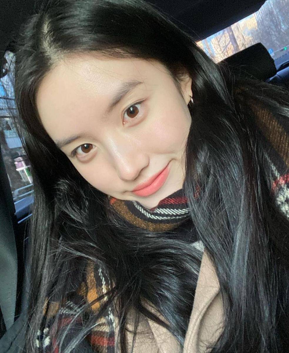 instagram.com/0_0.1114