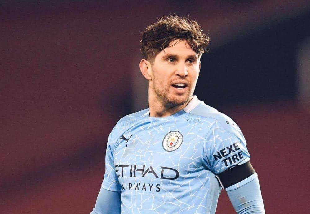 instagram.com/mancity