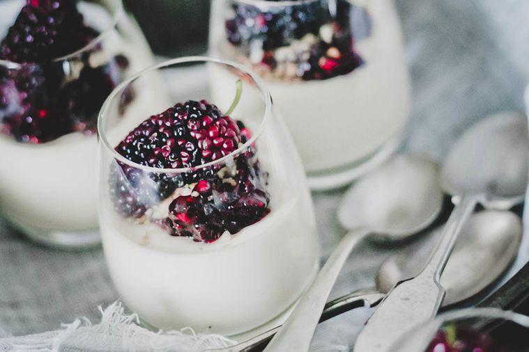 5 Olahan Dessert Berbahan Murbei Ini Cocok Disajikan saat Akhir Pekan