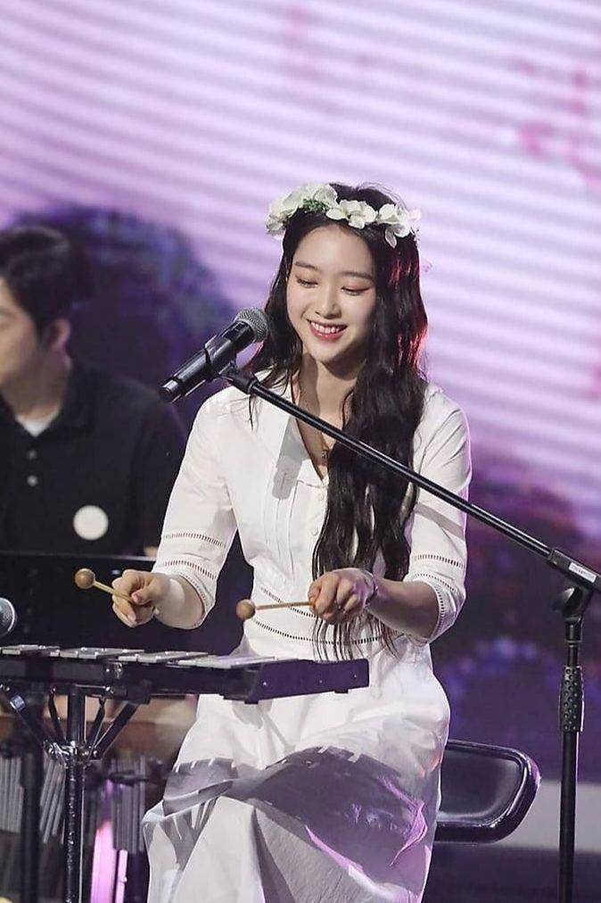 instagram.com/jiholic_omg