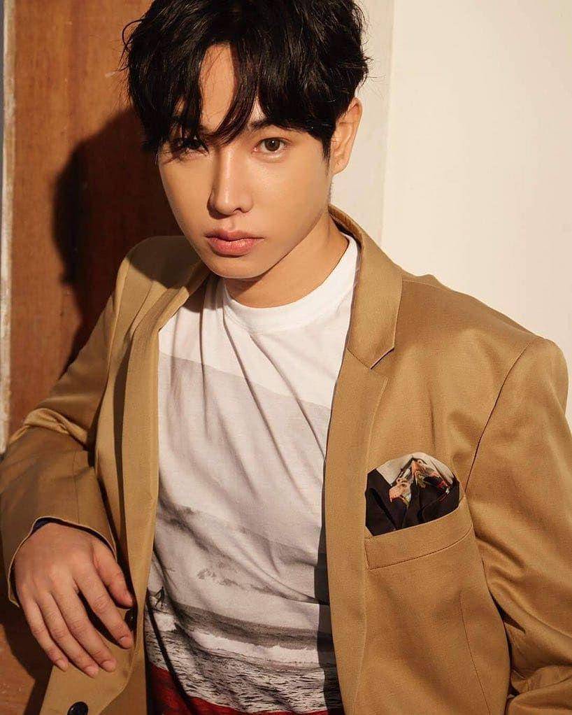 instagram.com/peckpalit