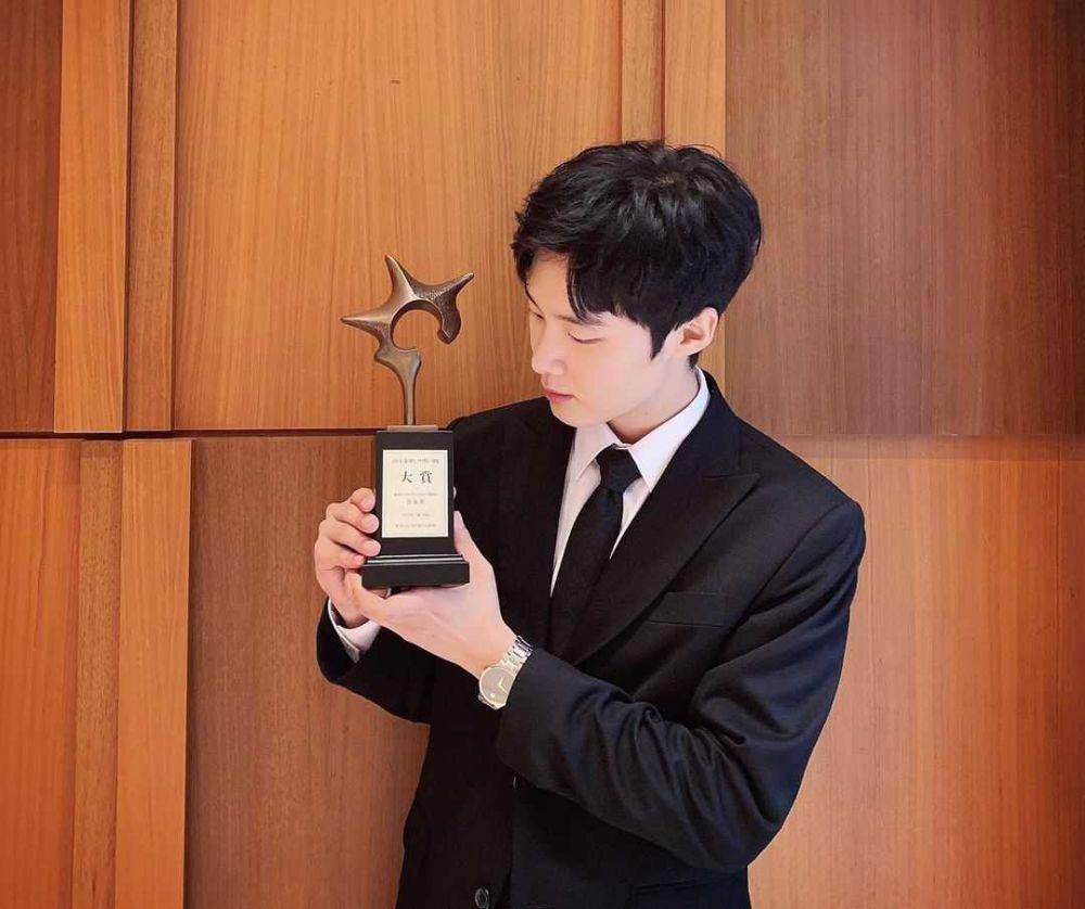 Instagram/kim_d.he