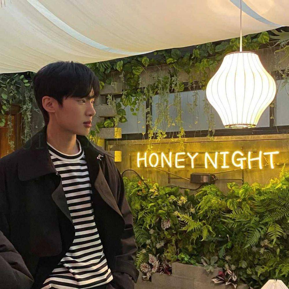Instagram/kim_d.he