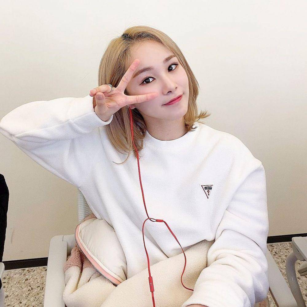 instagram.com/official_everglow