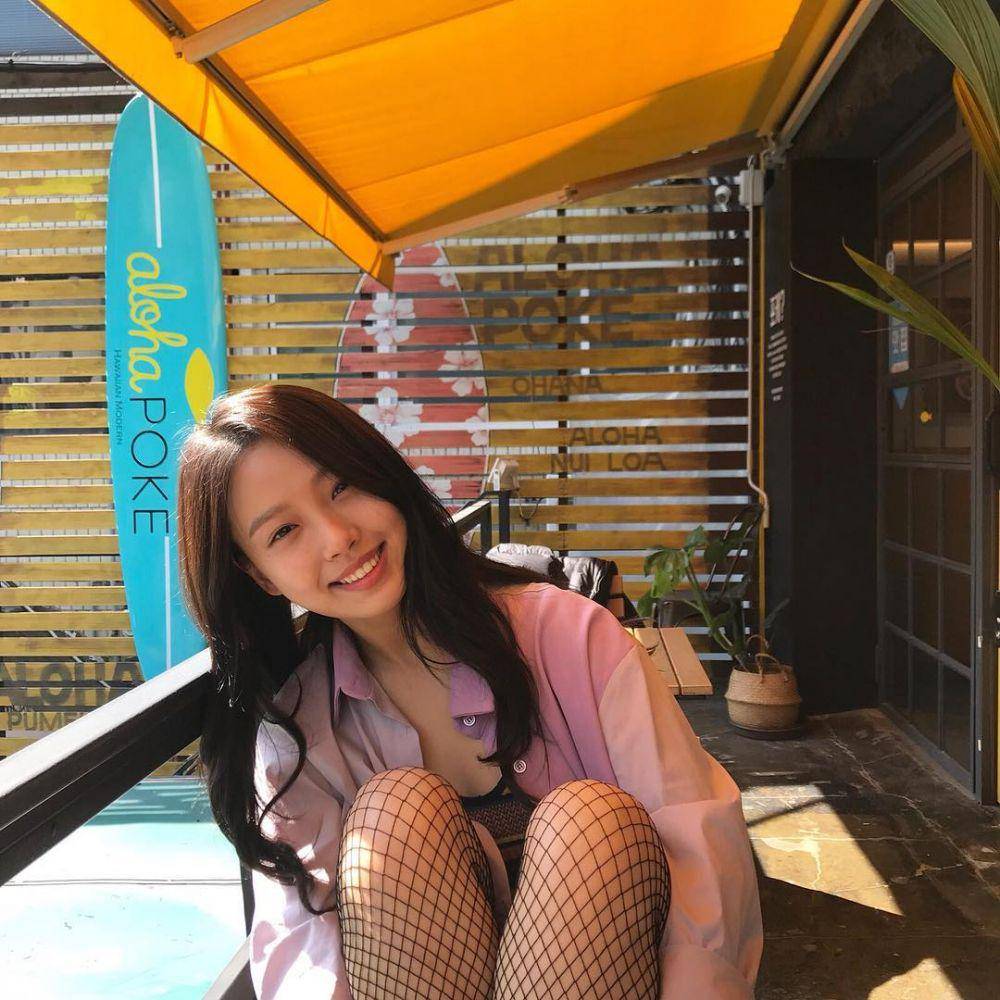 instagram.com/gominsi