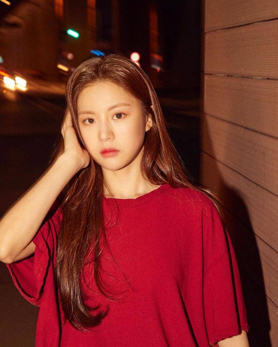 instagram.com/goyounjung