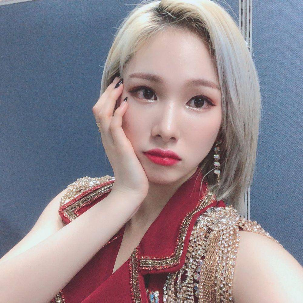 instagram.com/official_everglow
