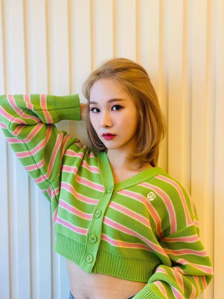 twitter.com/EVERGLOW_twt