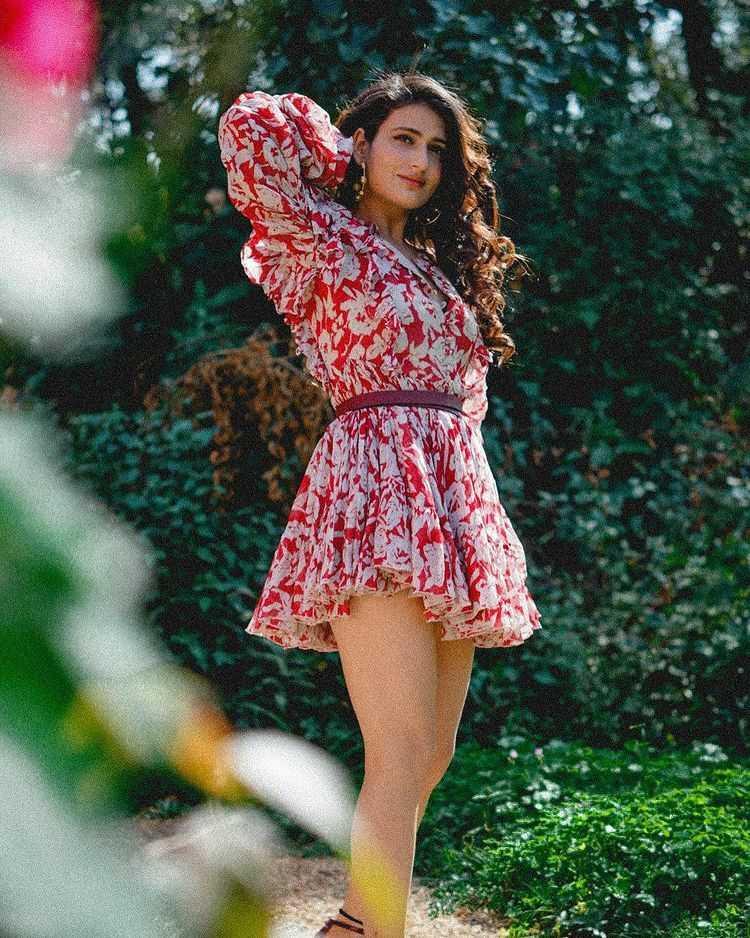 instagram.com/fatimasanashaikh