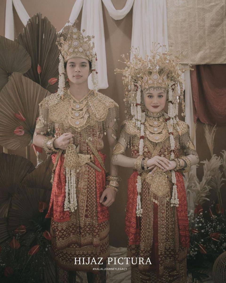 instagram.com/dindahw