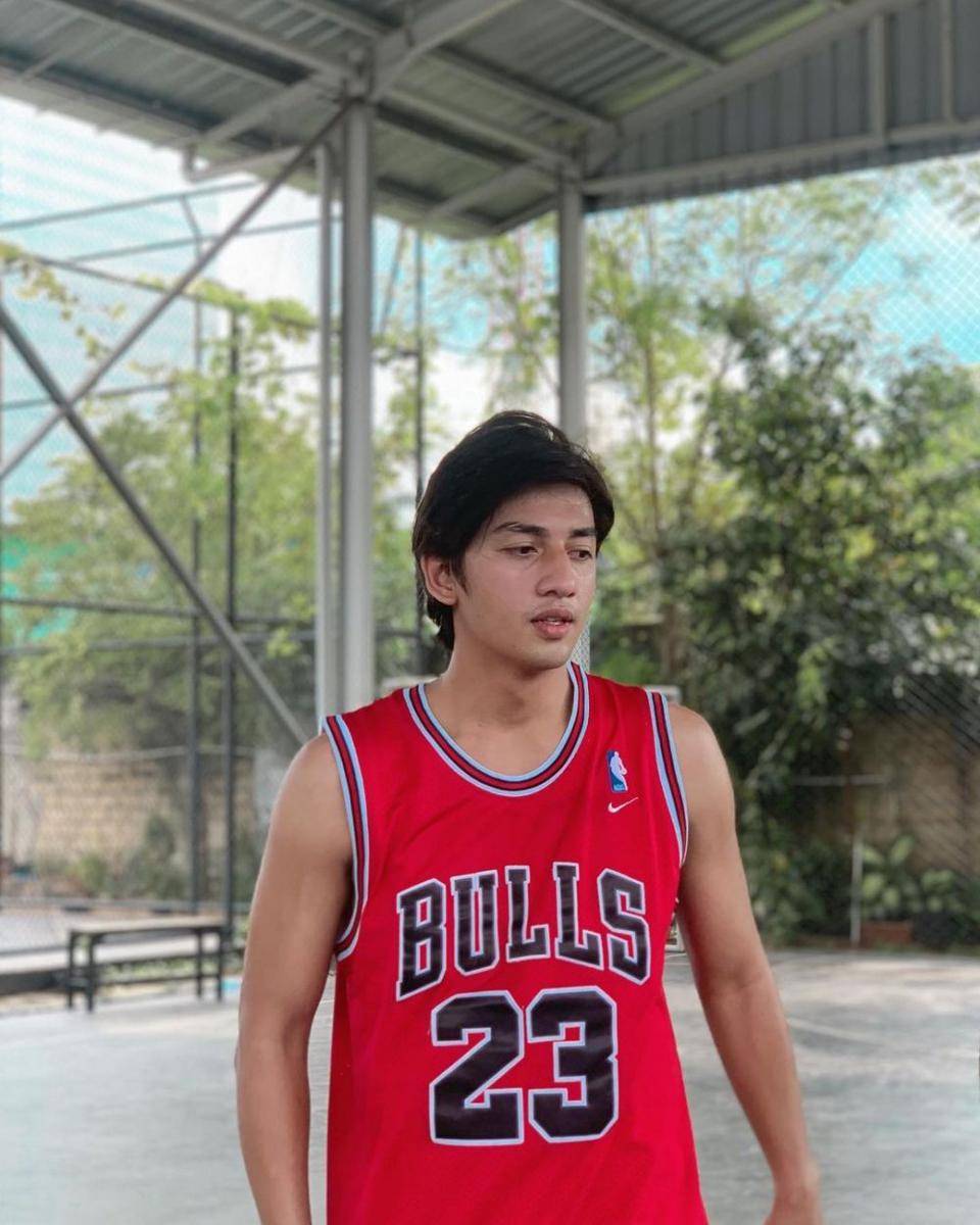 Instagram.com/harrisvriza