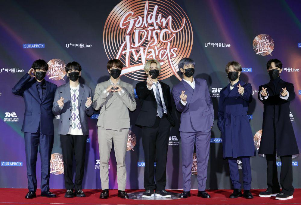 Tampil Memukau di Golden Disc Awards 2021, 5 Idol Ini Banjir Pujian!