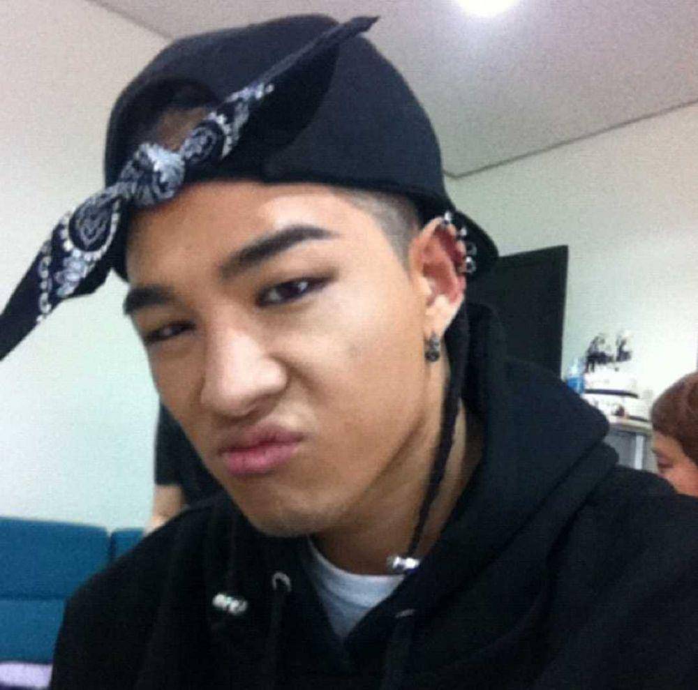 Instagram.com/__youngbae__