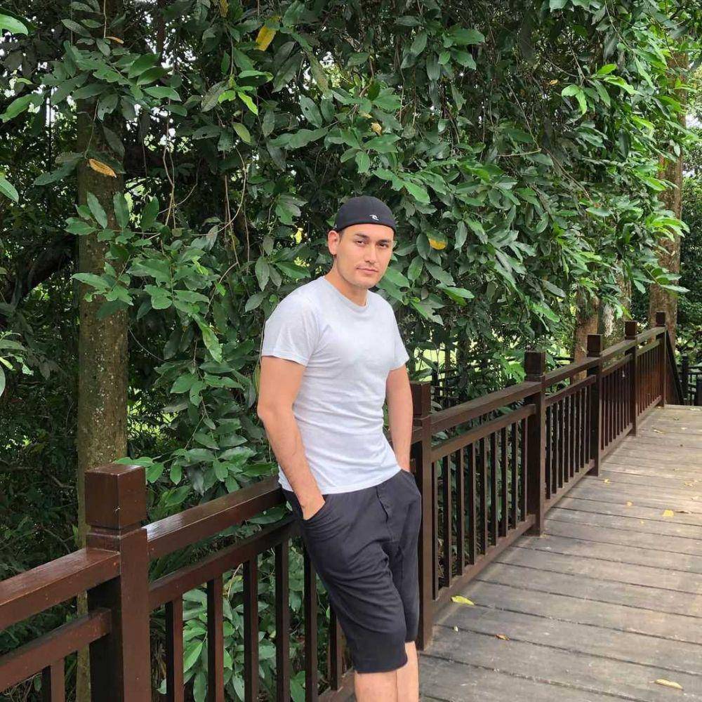 Instagram.com/arifinputra_