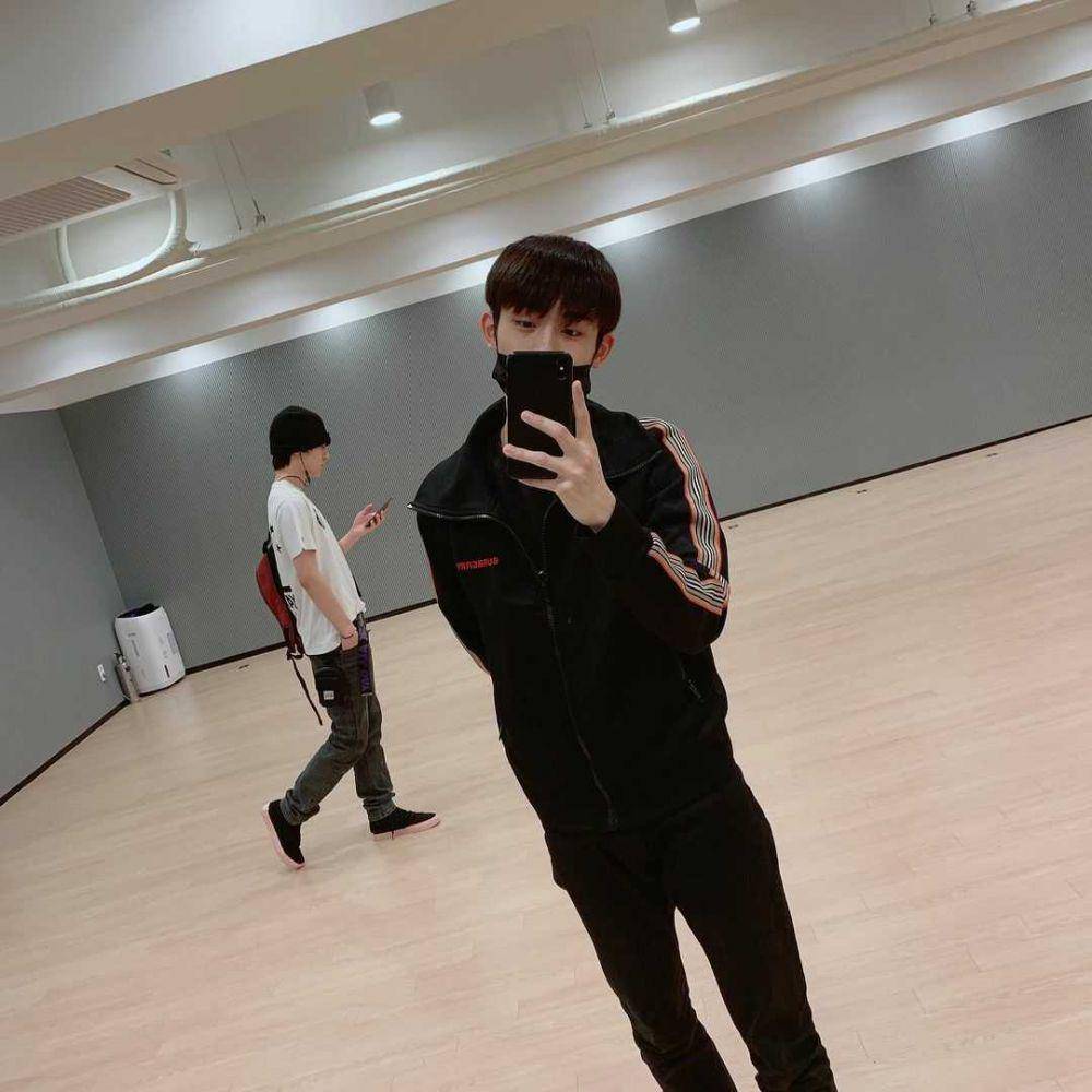 instagram.com/wayvofficial