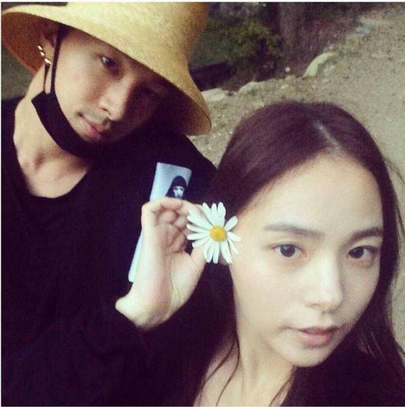 Instagram.com/__youngbae__