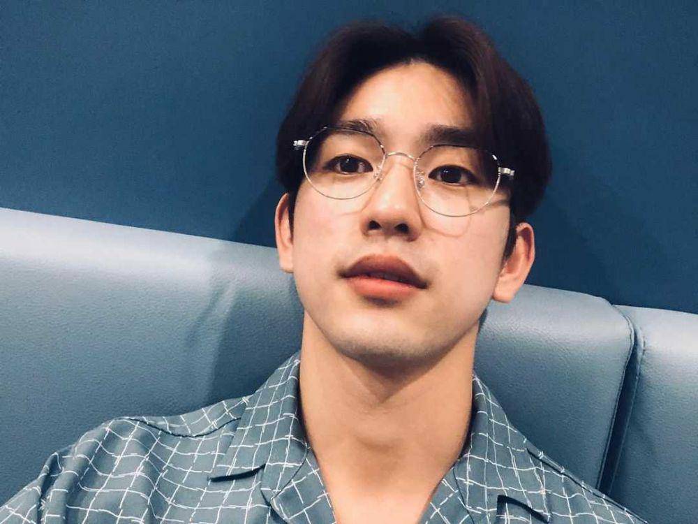 instagram.com/jinyoung_0922jy