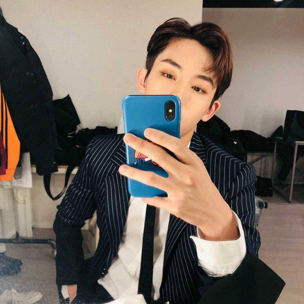 instagram.com/wayvofficial