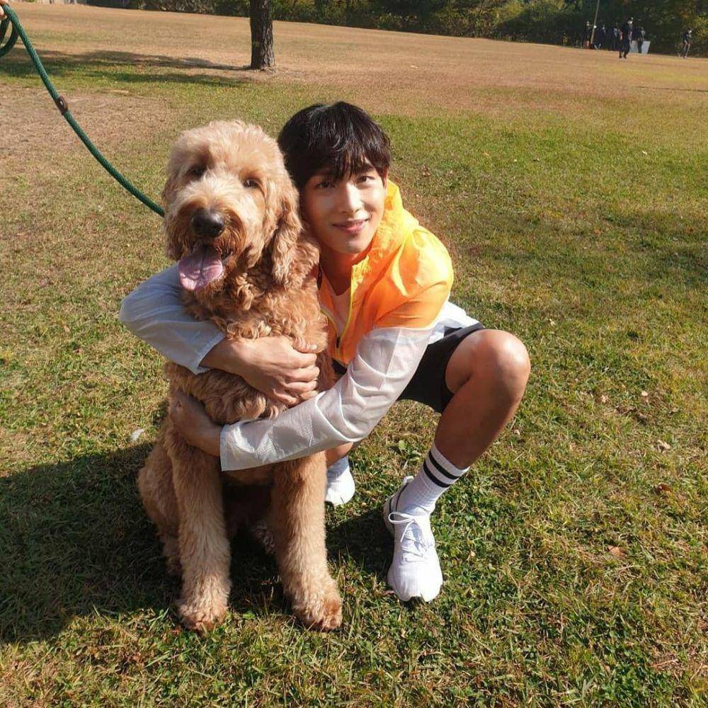 Instagram.com/runon_kdrama