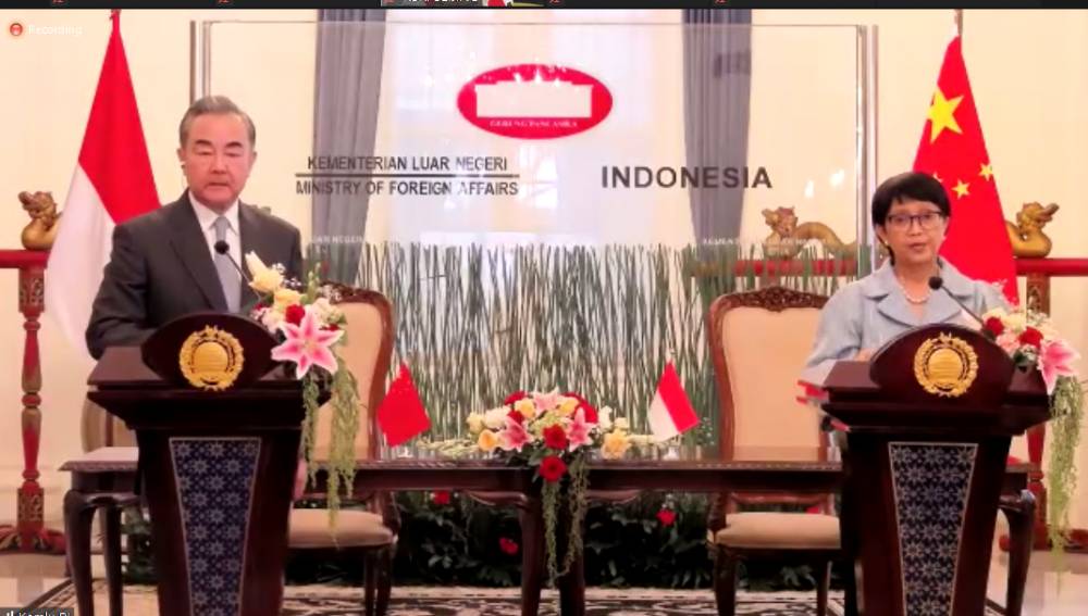Pertemuan Menlu Tiongkok Wang Yi dengan Menlu RI Retno Marsudi - screenshot