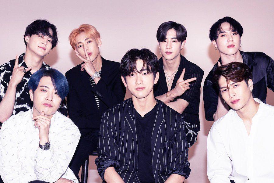 12 Potret Member GOT7 dengan Outfit Kasual, Simpel tapi Bergaya