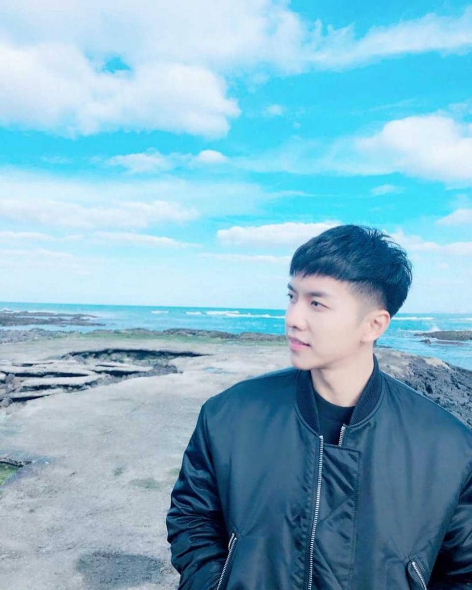 instagram.com/leeseunggi.official