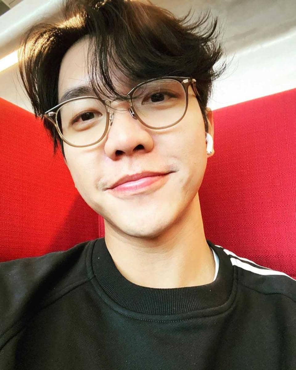instagram.com/leeseunggi.official