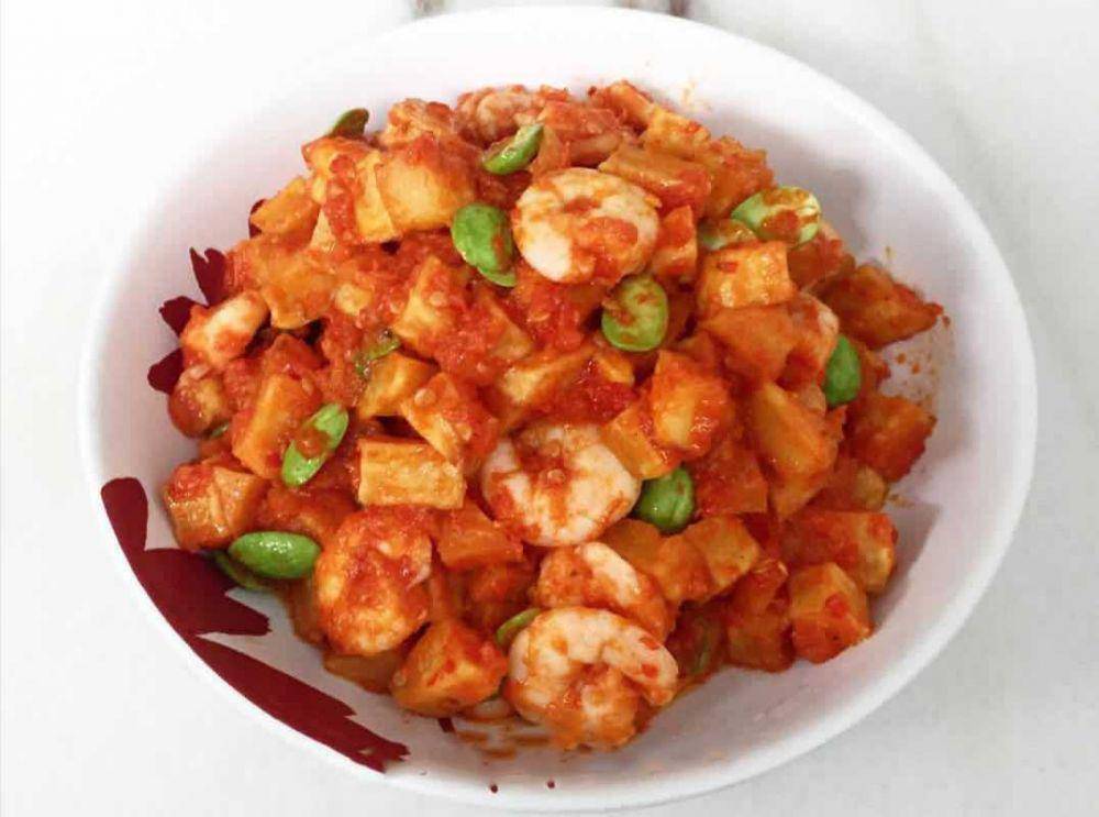 udang balado (instagram.com/merl_cookingmama)