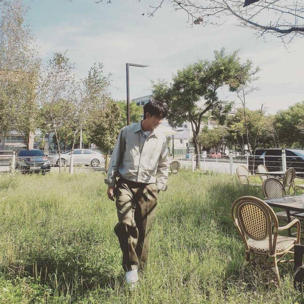 instagram.com/leeseunggi.official