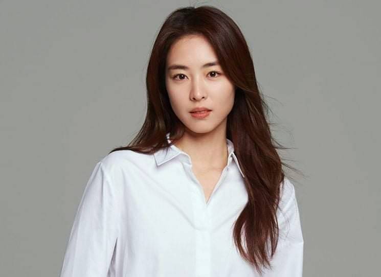 instagram.com/leeyeonhee.fc.thailand