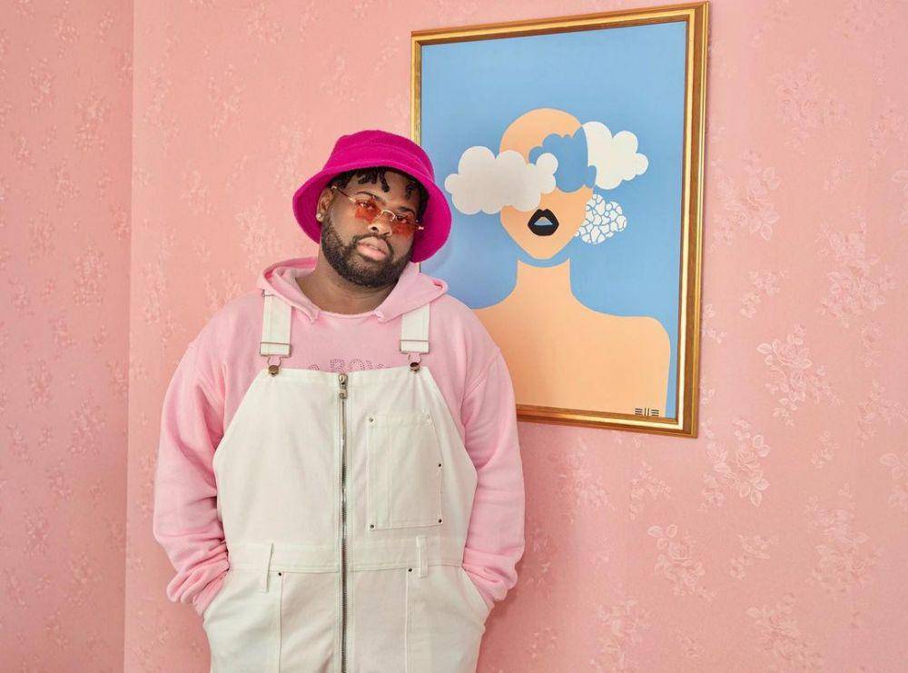 Instagram.com/pinksweats
