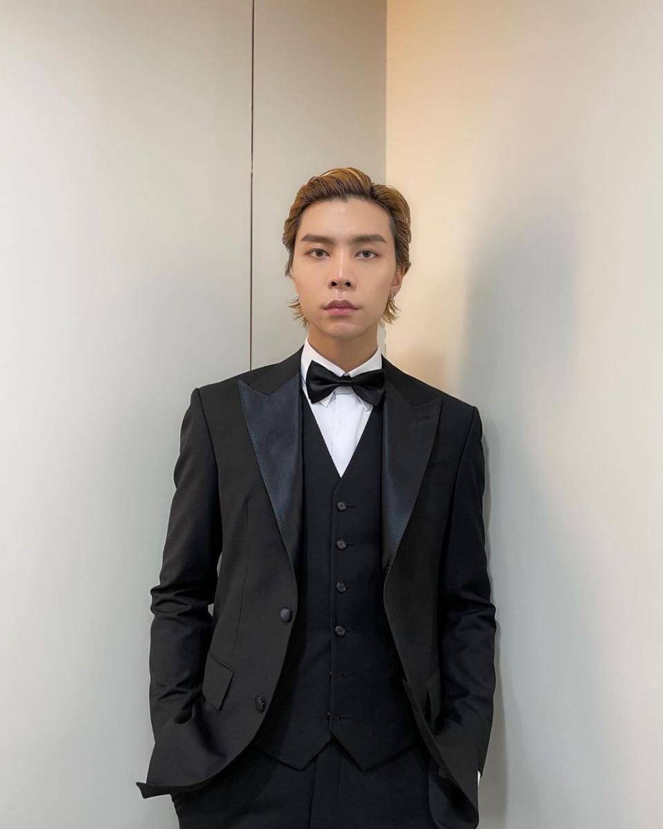 instagram.com/johnnyjsuh