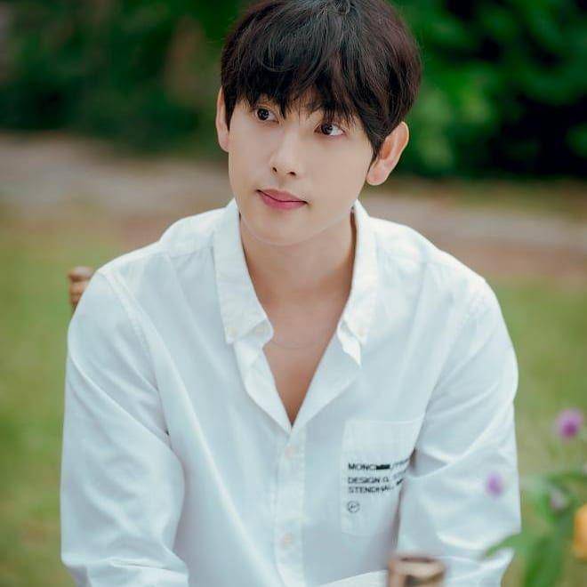 instagram.com/k.dramas_12