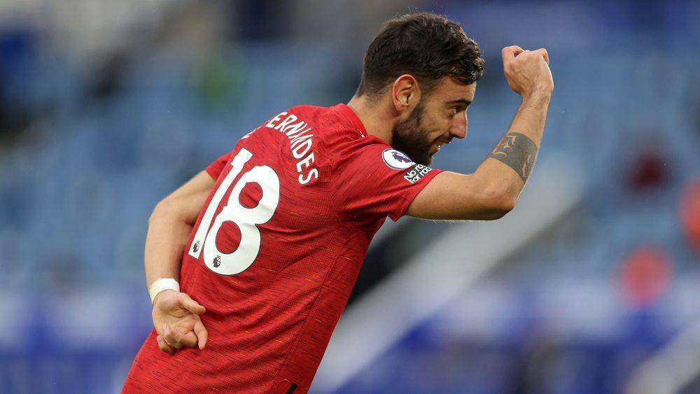 Bruno Fernandes tak akan lagi menggunakan jersey Mu nomor 18? (goal.com).