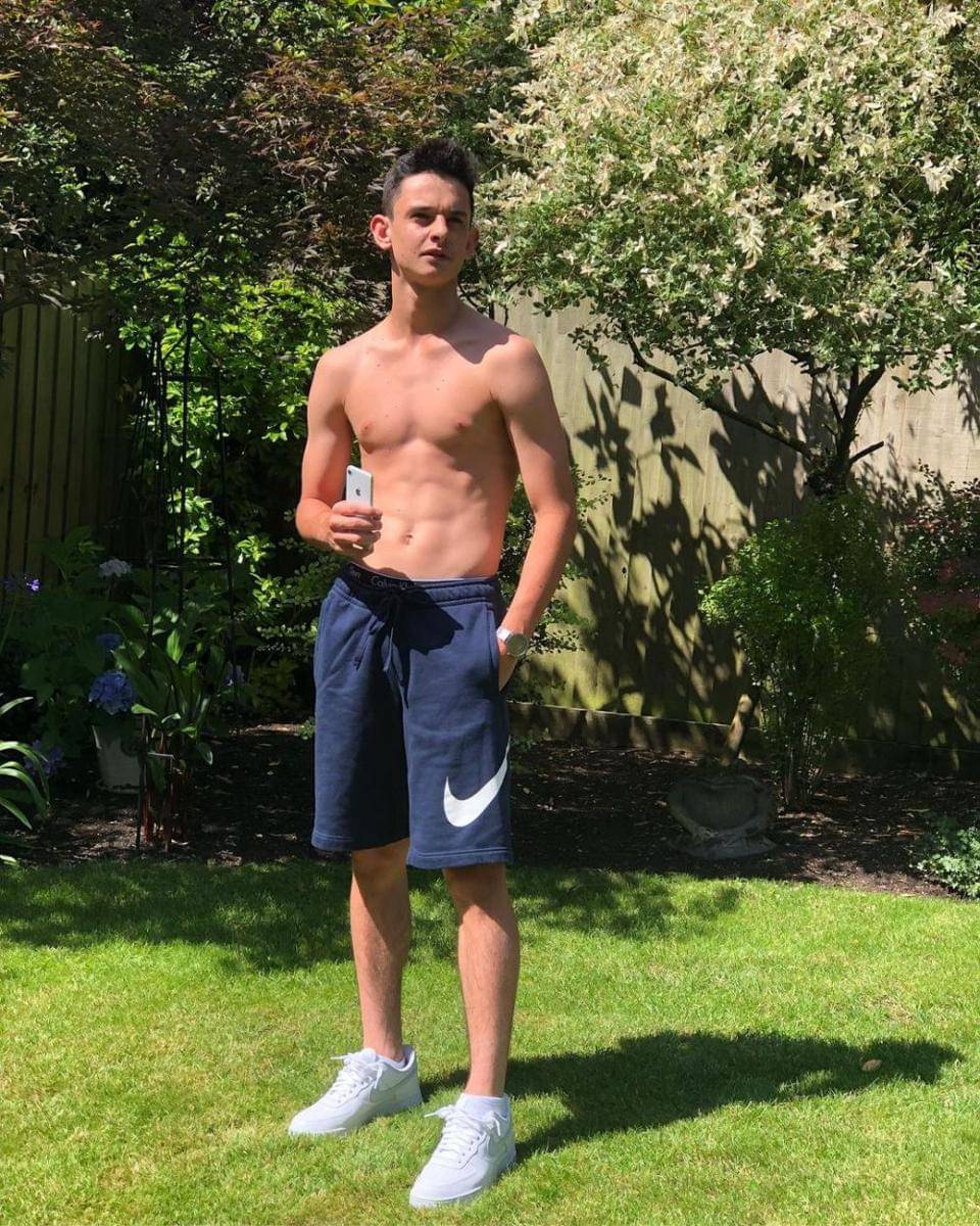 instagram.com/charliepatino10