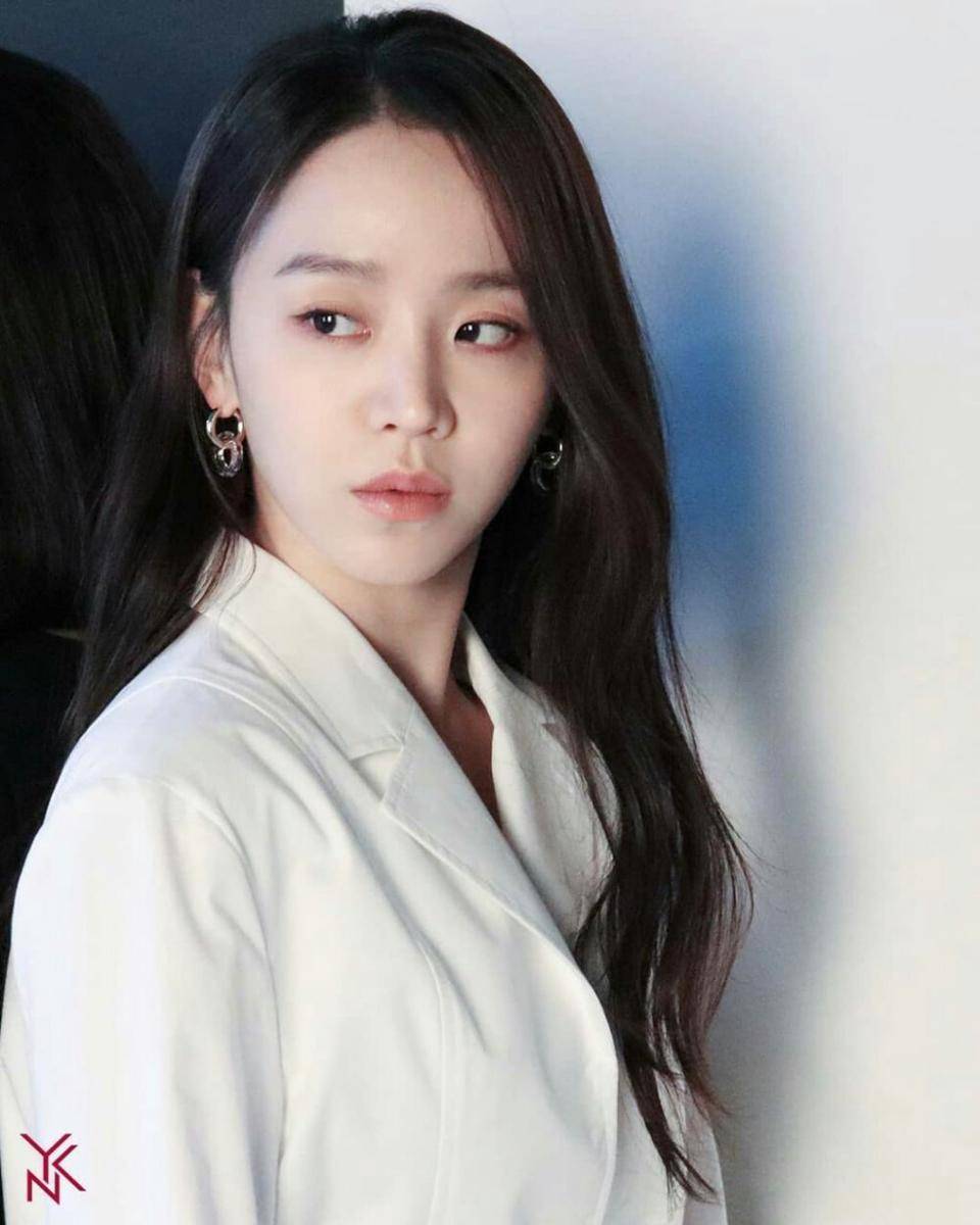 instagram.com/shinhs831