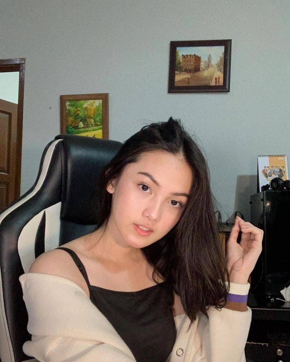 instagram.com/aisyahaqilahh