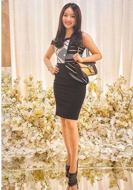 Instagram.com/natashawilona12/